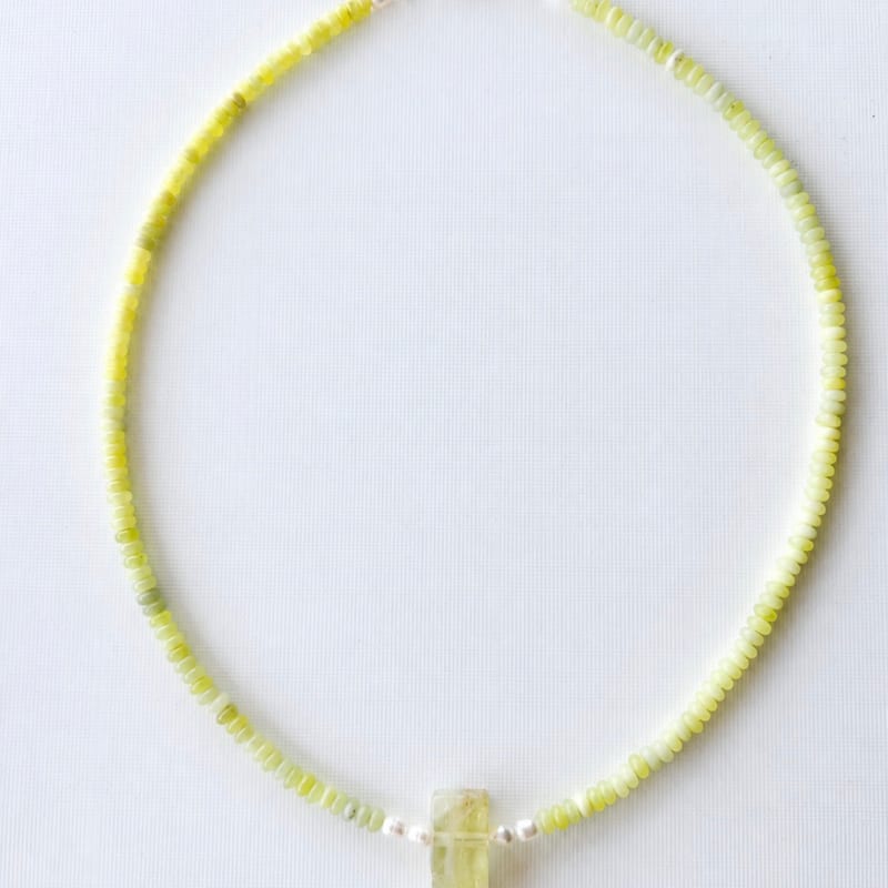 Limon — el yapımı doğal taş kolye